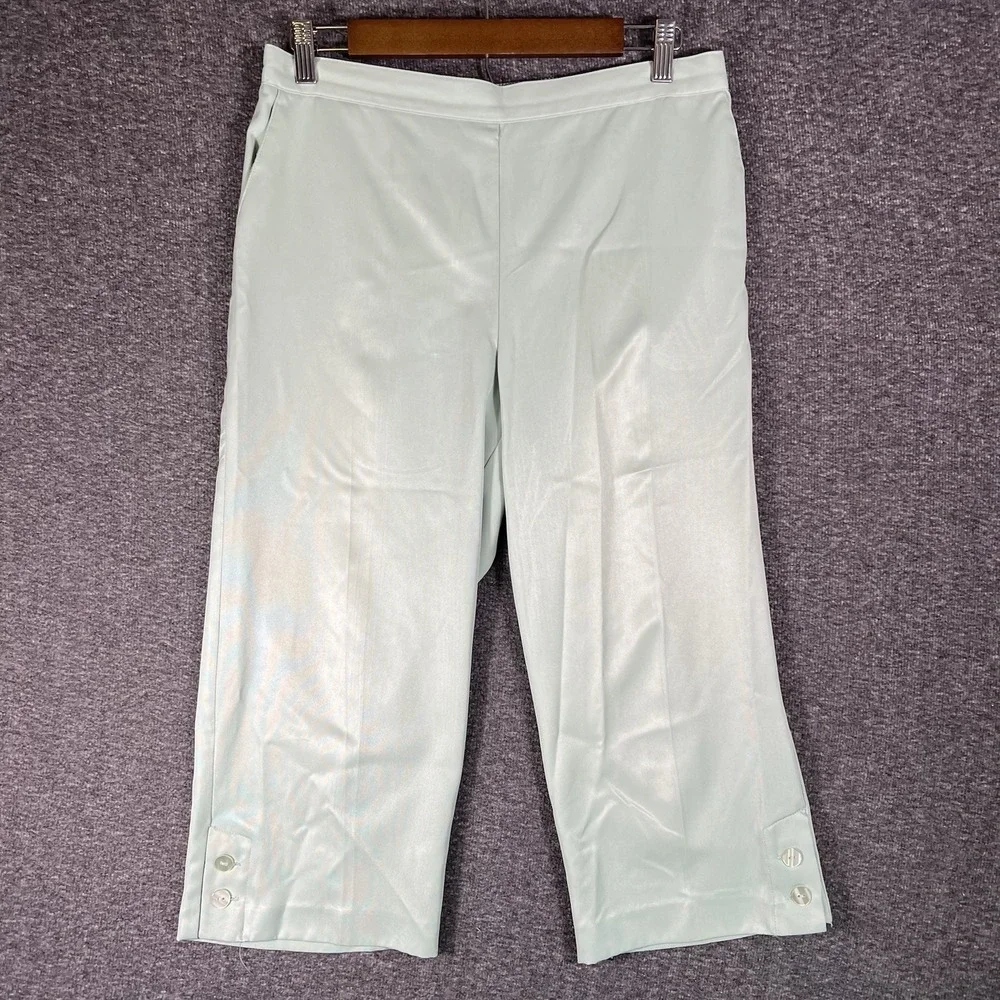 Alfred Dunner Crop Pants Womens 10 Green Satin Shimmer Career Button Hem 30x19‎